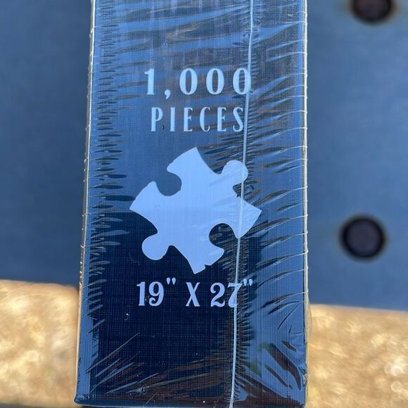 Samurai Jack “Fury” 1000 Piece Premium Puzzle , Puzzle Size 19.25” x 26.625 - Picture 5 of 6